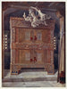 Schrank de estilo gótico tardío en el Museo bávaro de Múnich con una lámpara suspendida leuchterweibschen procedente de la casa de Albert Dürer en Nuremberg - Edwin Foley — vista de la obra