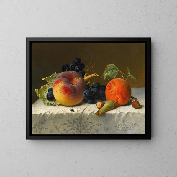 Nature morte avec pêche, abricot, raisins et noisettes sur une nappe - Emilie Preyer — cuadro enmarcado en la pared