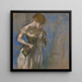 Mujer ajustándose el corsé - Edgar Degas — cuadro enmarcado en la pared