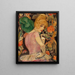 Retrato de Lili Elbe con un abanico de plumas verdes - Gerda Wegener — cuadro enmarcado en la pared