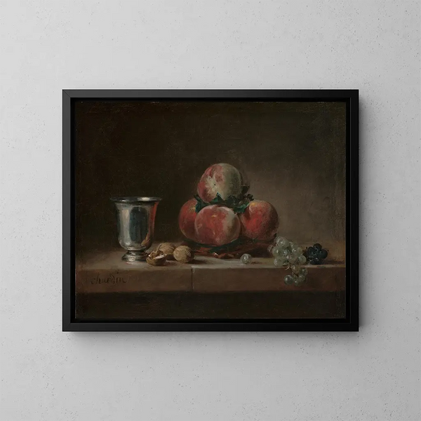 Naturaleza muerta con duraznos, un vaso de plata, uvas y nueces - Jean Siméon Chardin — cuadro enmarcado en la pared