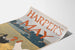 Póster vintage Harper's May con gallos sobre fondo campestre